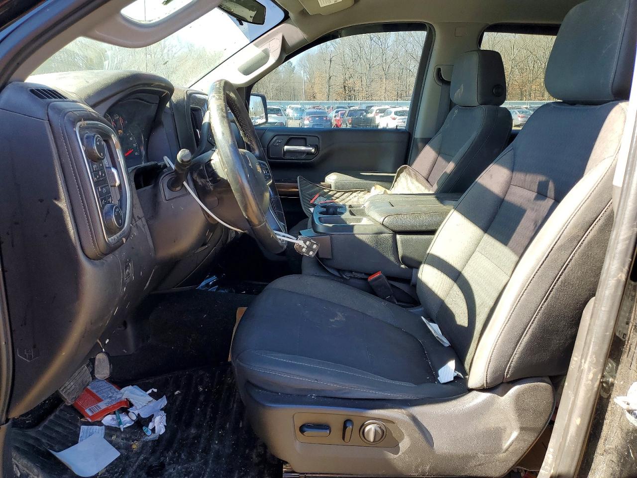 2019 CHEVROLET SILVERADO K1500 LT photo 13