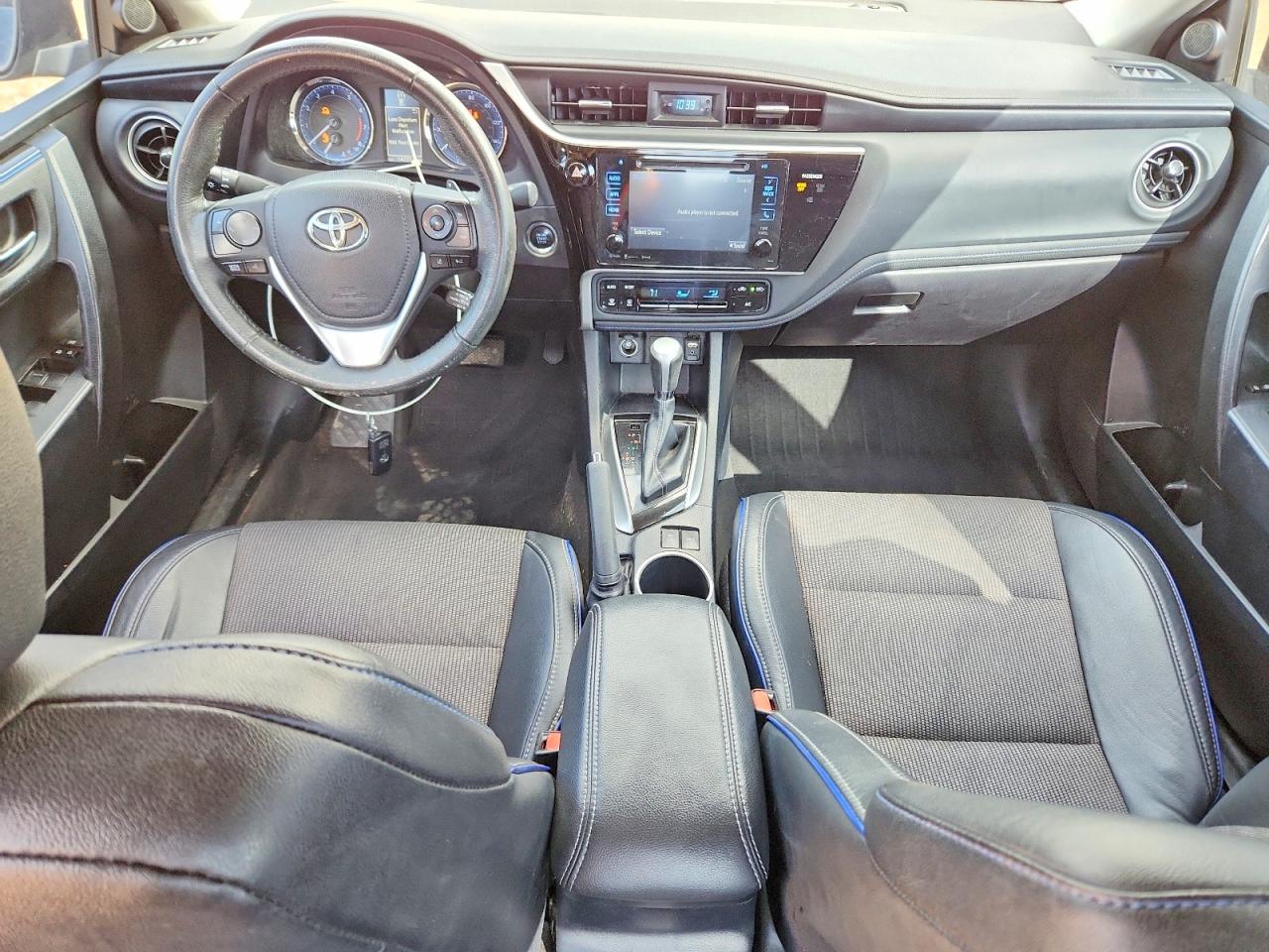 2017 TOYOTA COROLLA L photo 15