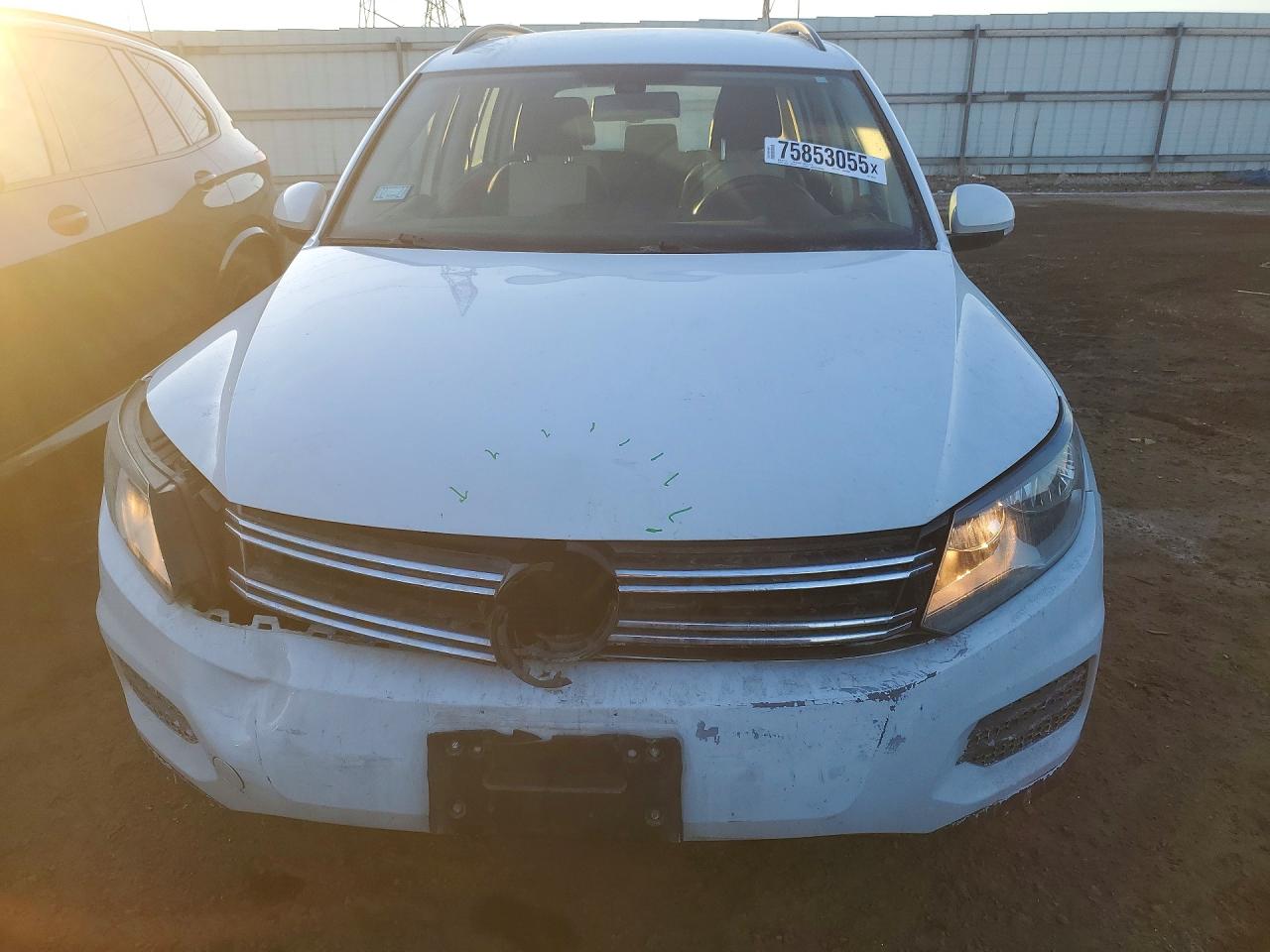 2017 VOLKSWAGEN TIGUAN S photo 5