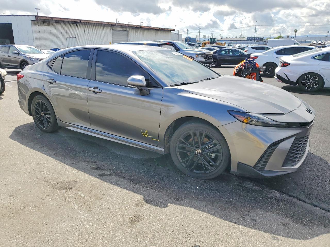 2025 TOYOTA CAMRY XSE photo 4