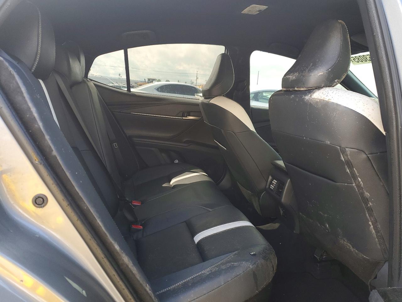 2025 TOYOTA CAMRY XSE photo 10