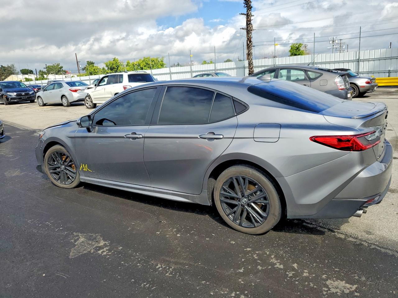 2025 TOYOTA CAMRY XSE photo 2