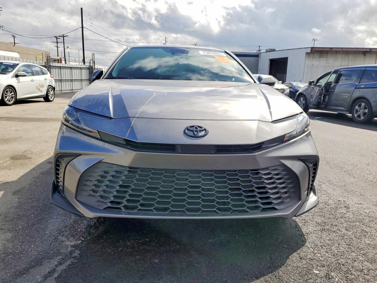 2025 TOYOTA CAMRY XSE photo 5