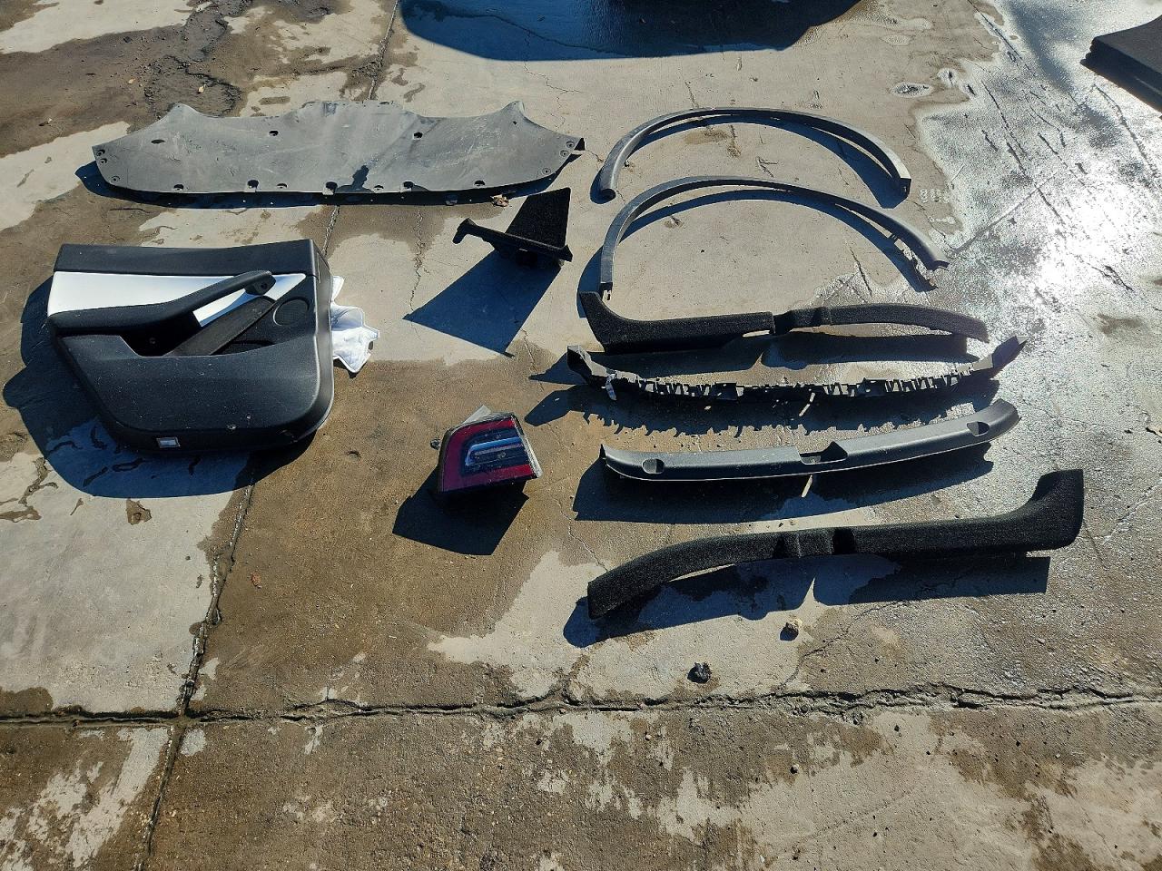2021 TESLA MODEL Y photo 12