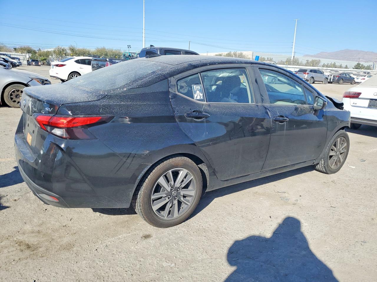2021 NISSAN VERSA SV photo 7