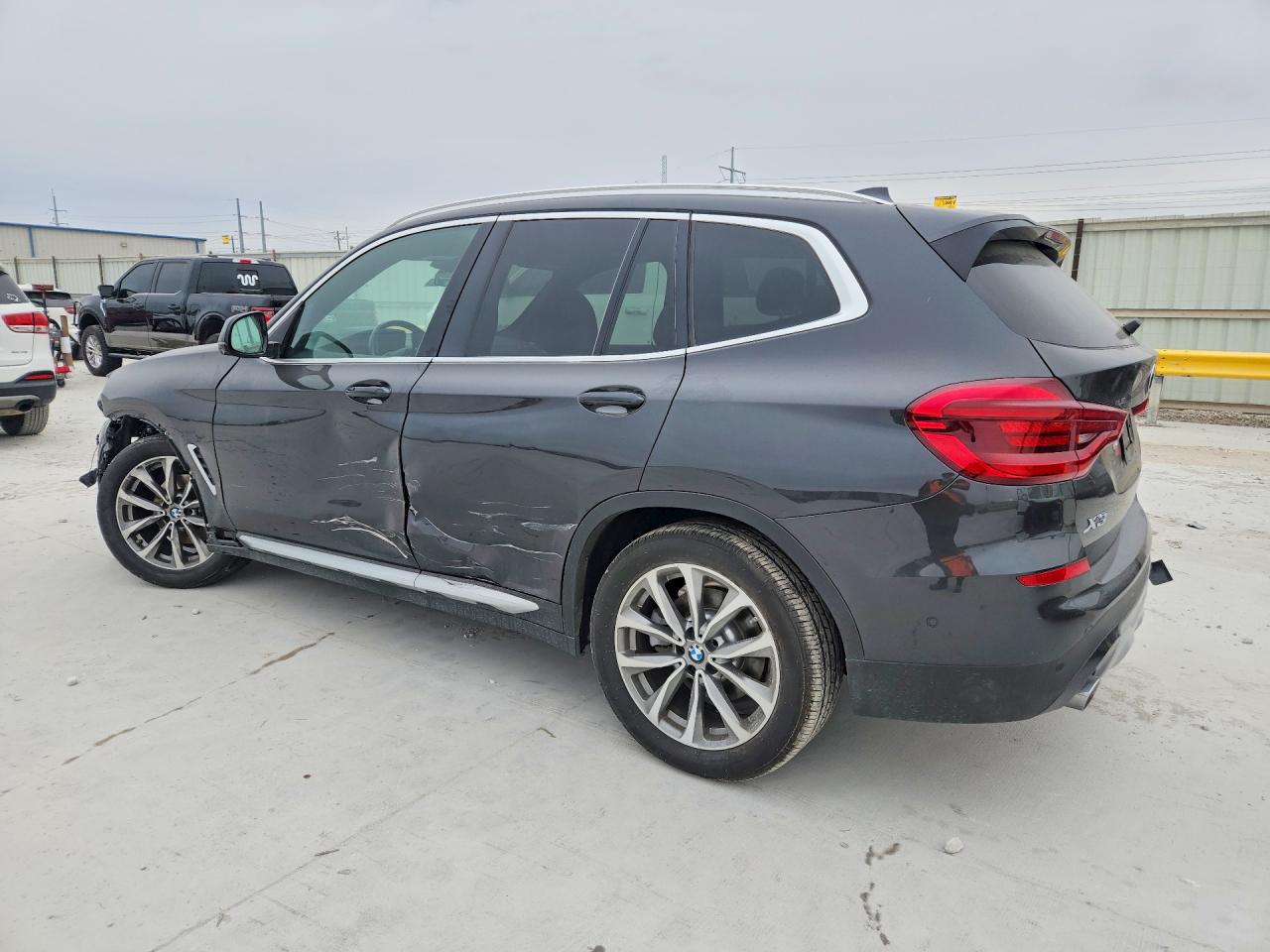 2019 BMW X3 SDRIVE30I photo 3