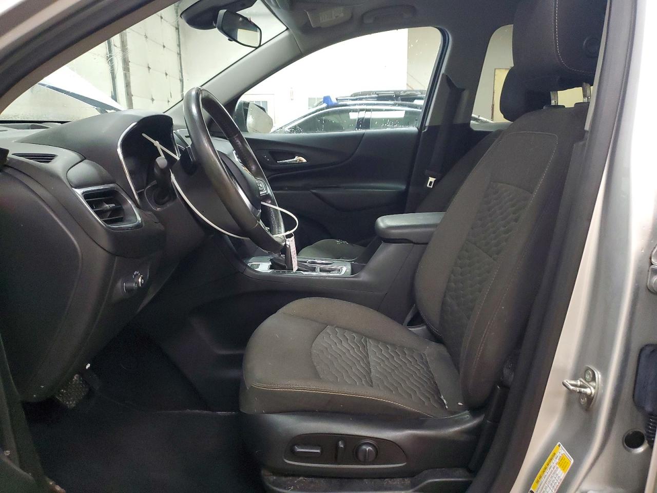 2019 CHEVROLET EQUINOX LT photo 13