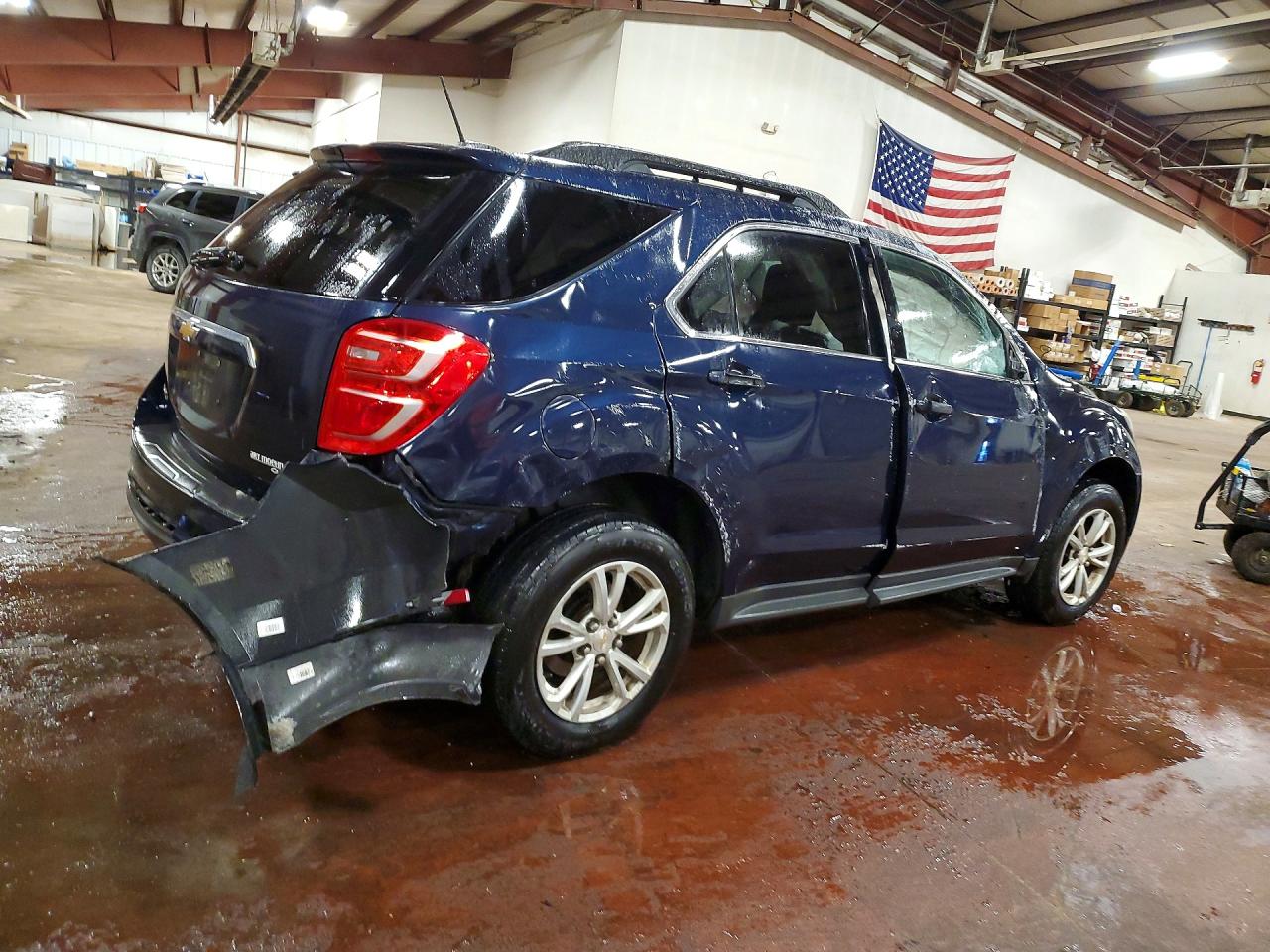 2017 CHEVROLET EQUINOX LT photo 3