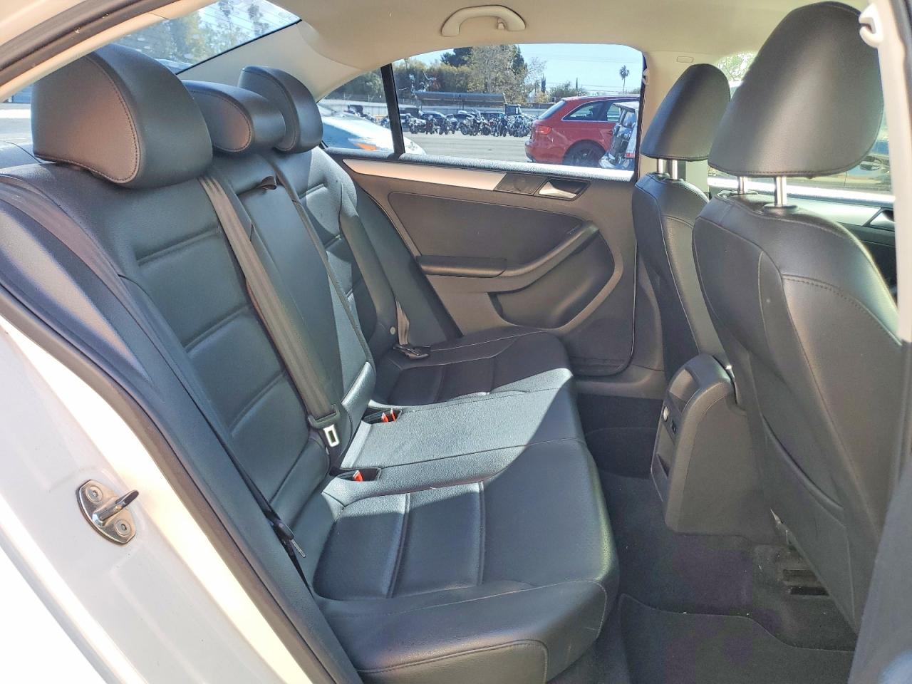 2014 VOLKSWAGEN JETTA SE photo 19