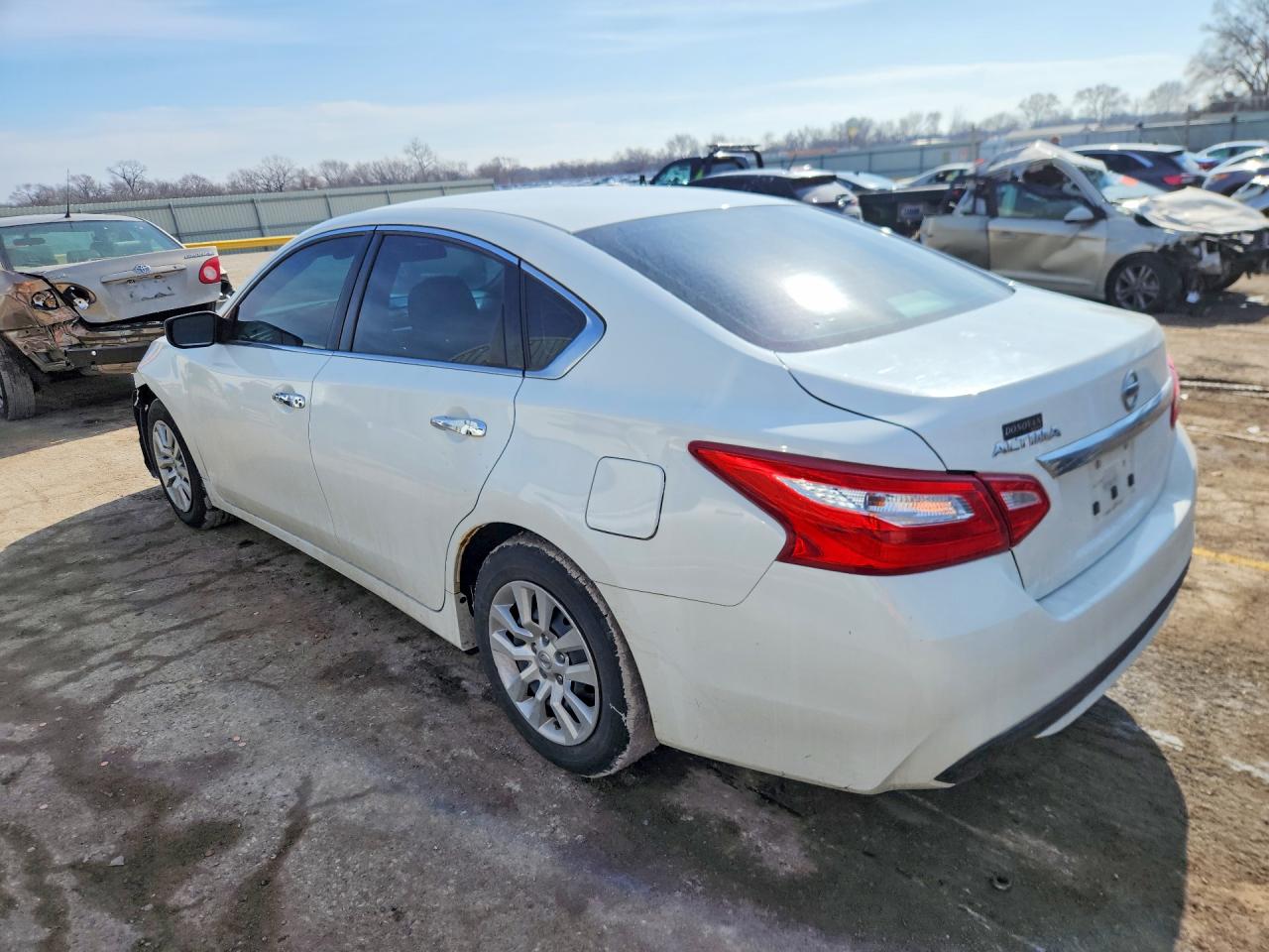 2016 NISSAN ALTIMA 2.5 photo 2