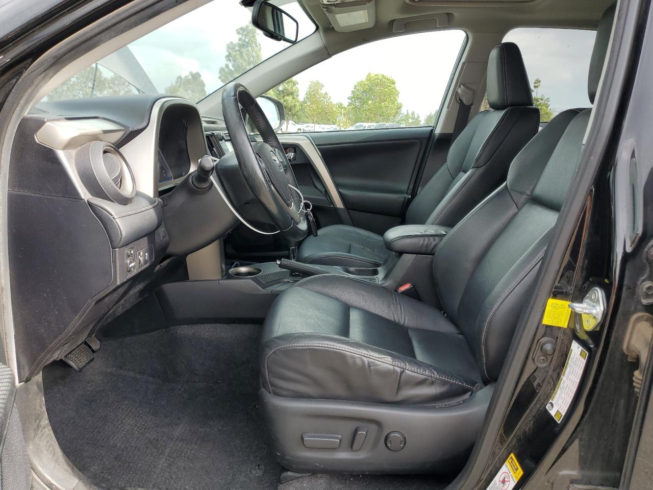 2015 TOYOTA RAV4 LIMITED photo 19