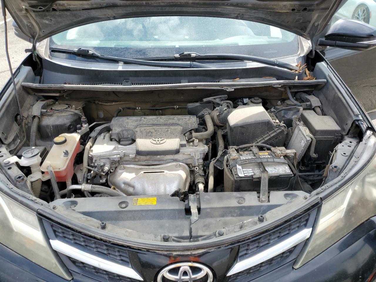 2015 TOYOTA RAV4 LIMITED photo 31