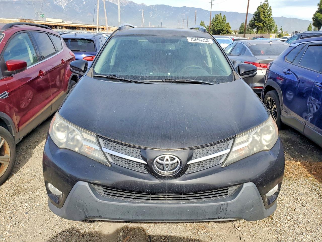2015 TOYOTA RAV4 LIMITED photo 13