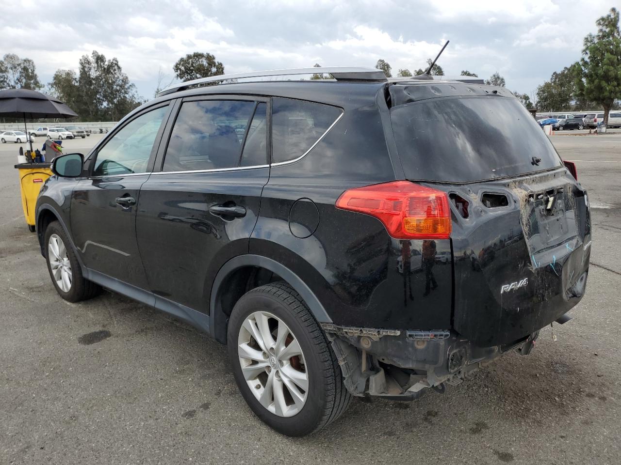 2015 TOYOTA RAV4 LIMITED photo 4