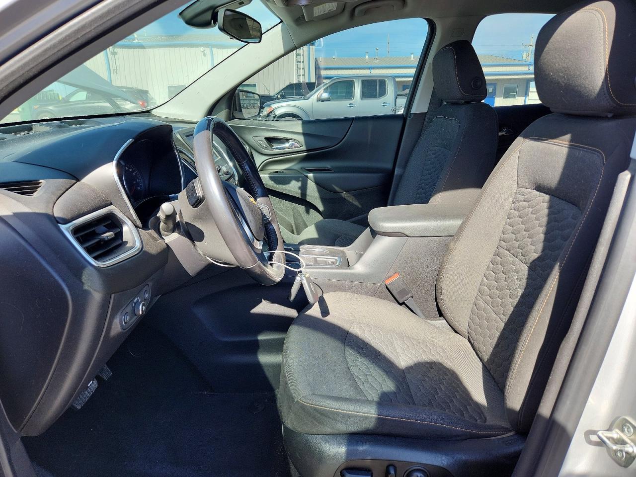 2021 CHEVROLET EQUINOX LT photo 19