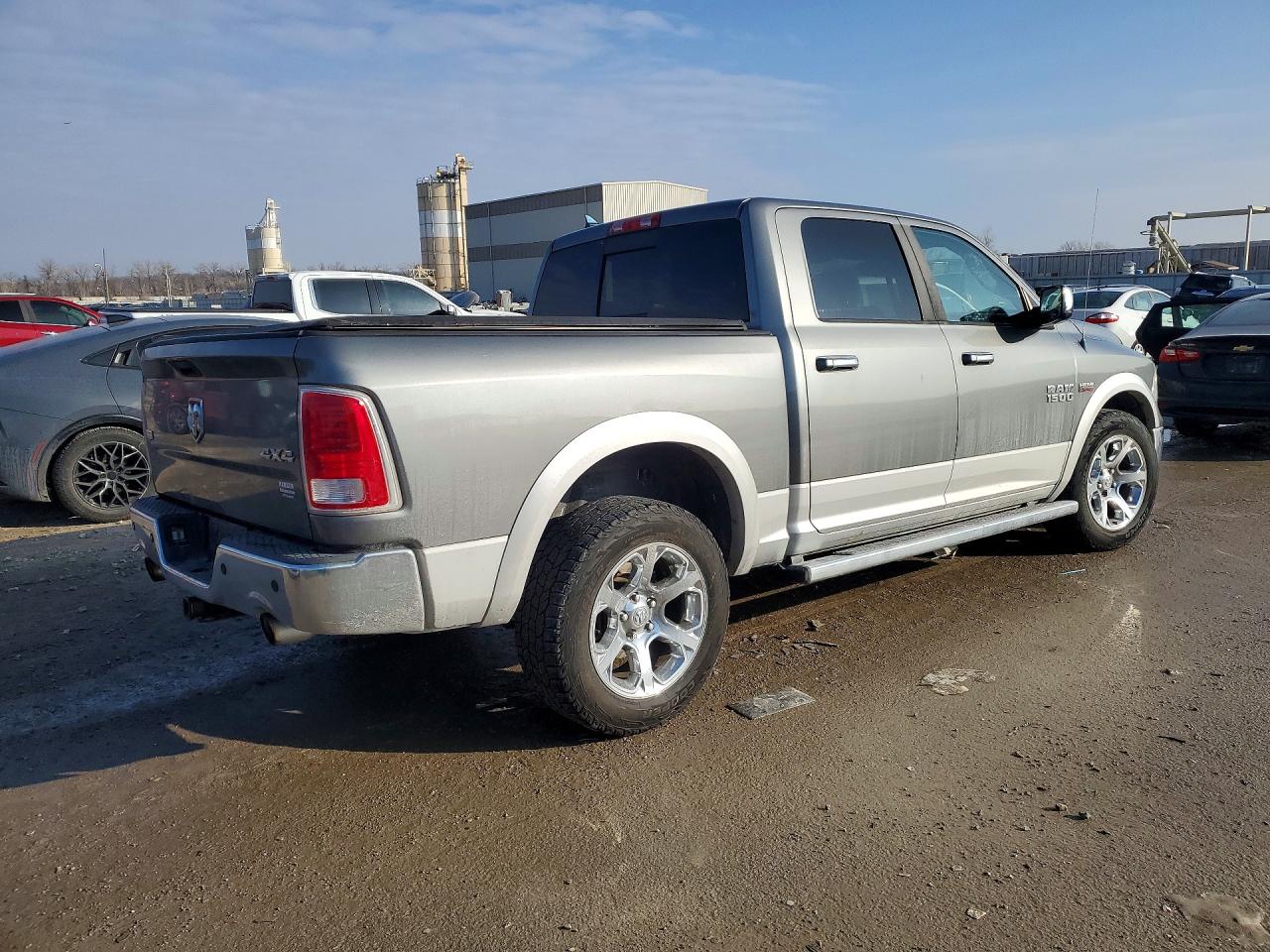 2013 RAM 1500 LARAMIE photo 7