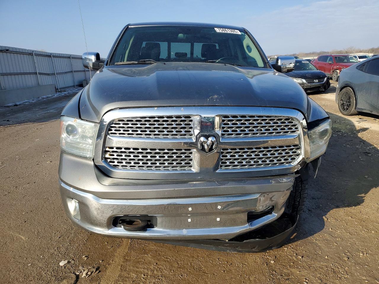 2013 RAM 1500 LARAMIE photo 13