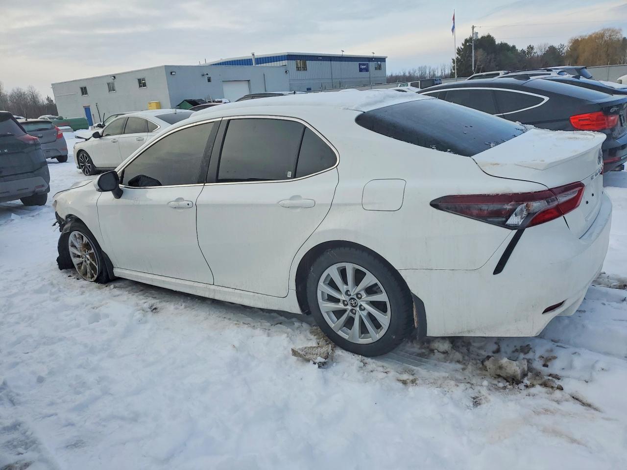2024 TOYOTA CAMRY SE NIGHT SHADE photo 4