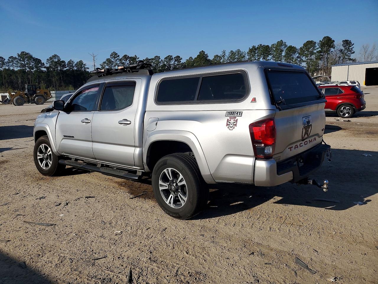 2019 TOYOTA TACOMA DOUBLE CAB photo 4