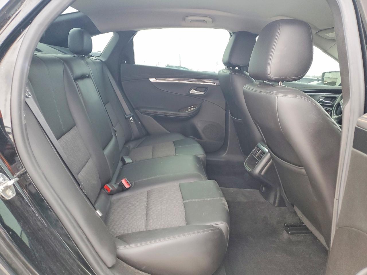 2015 CHEVROLET IMPALA LT photo 19
