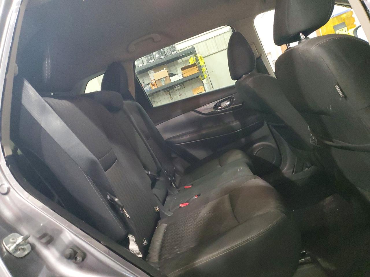2019 NISSAN ROGUE S photo 19