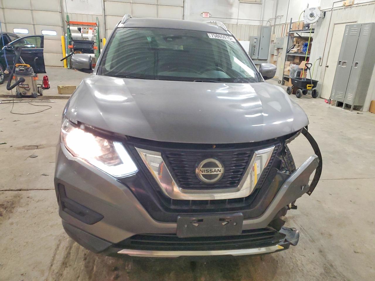 2019 NISSAN ROGUE S photo 9