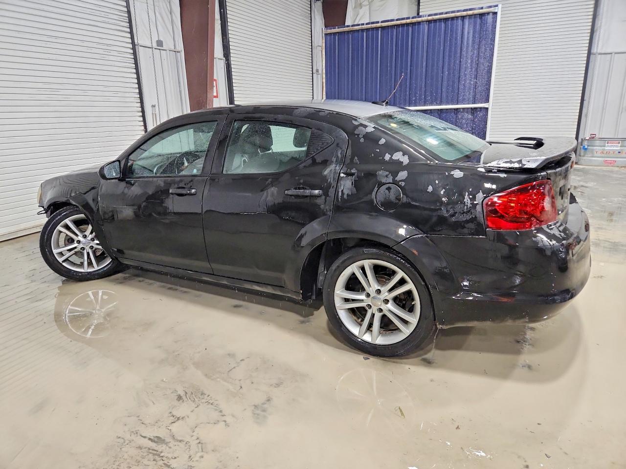 2013 DODGE AVENGER SXT photo 4