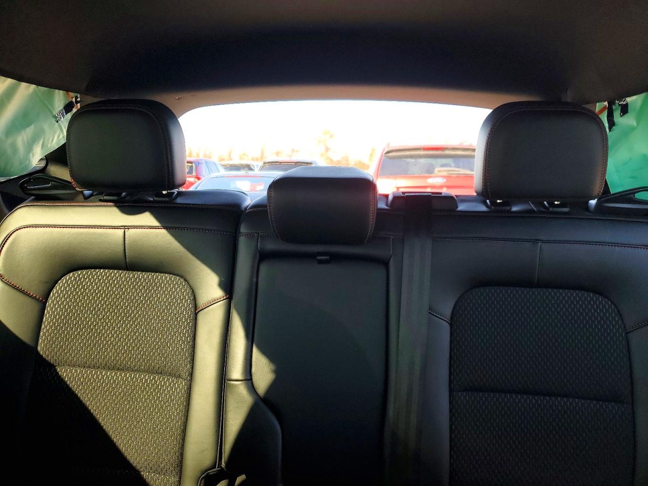 2025 FORD ESCAPE ST LINE photo 28