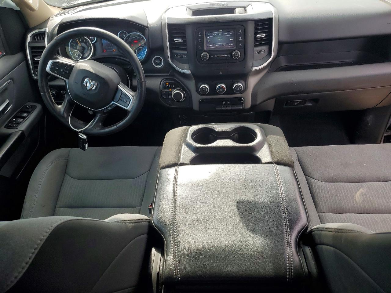 2019 RAM 1500 BIG HORN photo 15