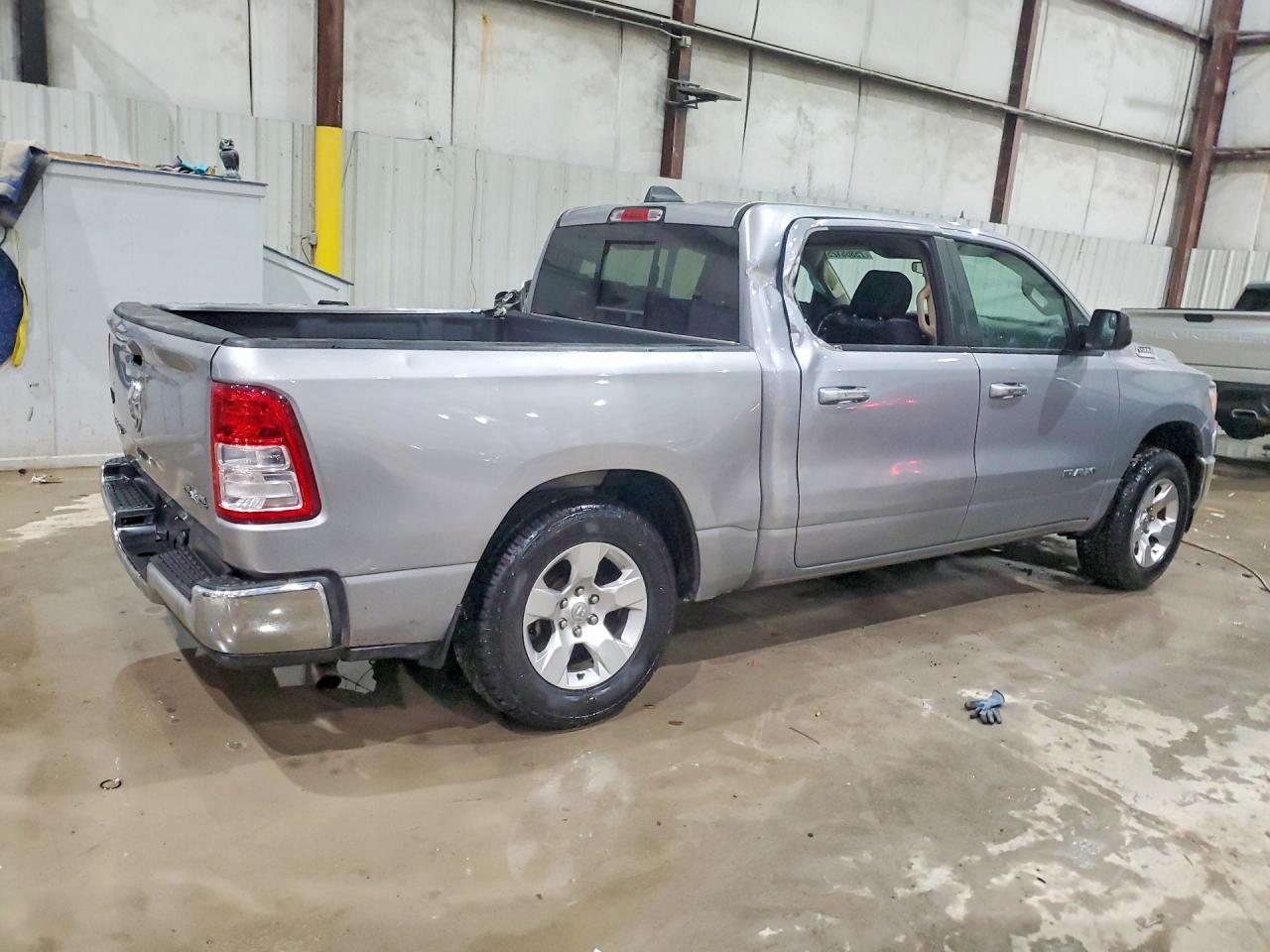 2019 RAM 1500 BIG HORN photo 5