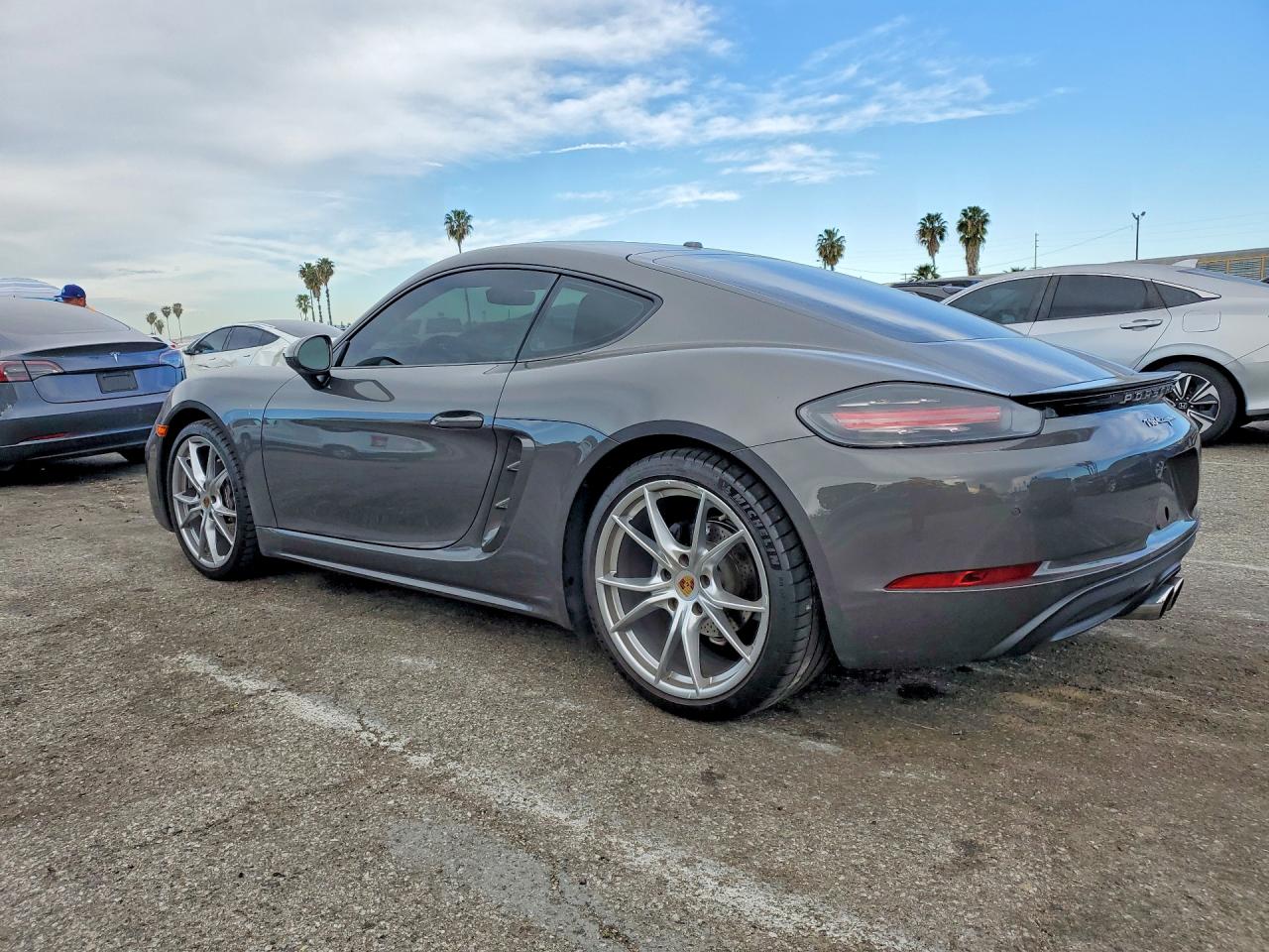 2024 PORSCHE CAYMAN BASE photo 4