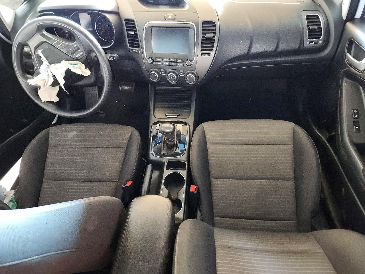 2018 KIA FORTE LX photo 22