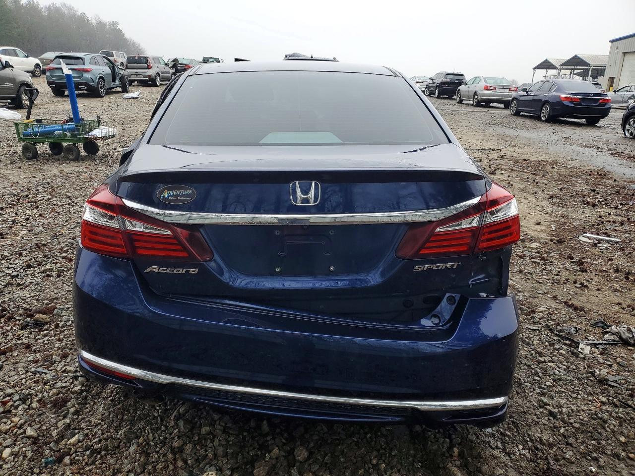 2016 HONDA ACCORD SPORT photo 11