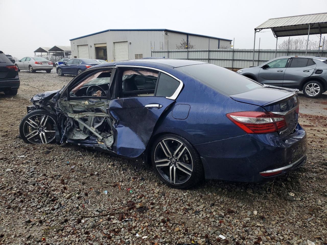 2016 HONDA ACCORD SPORT photo 3