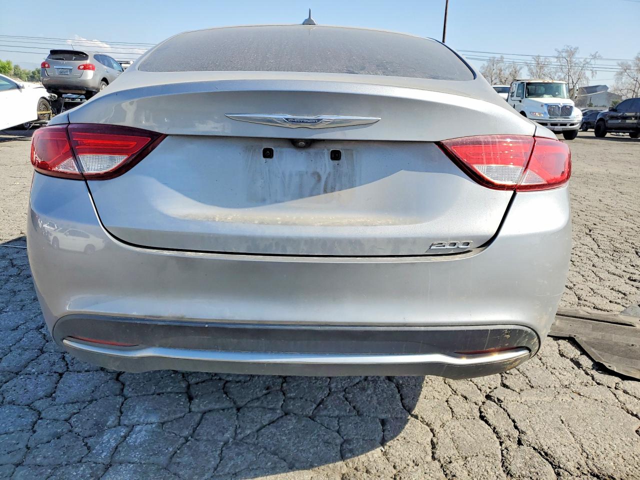 2015 CHRYSLER 200 LIMITED photo 6