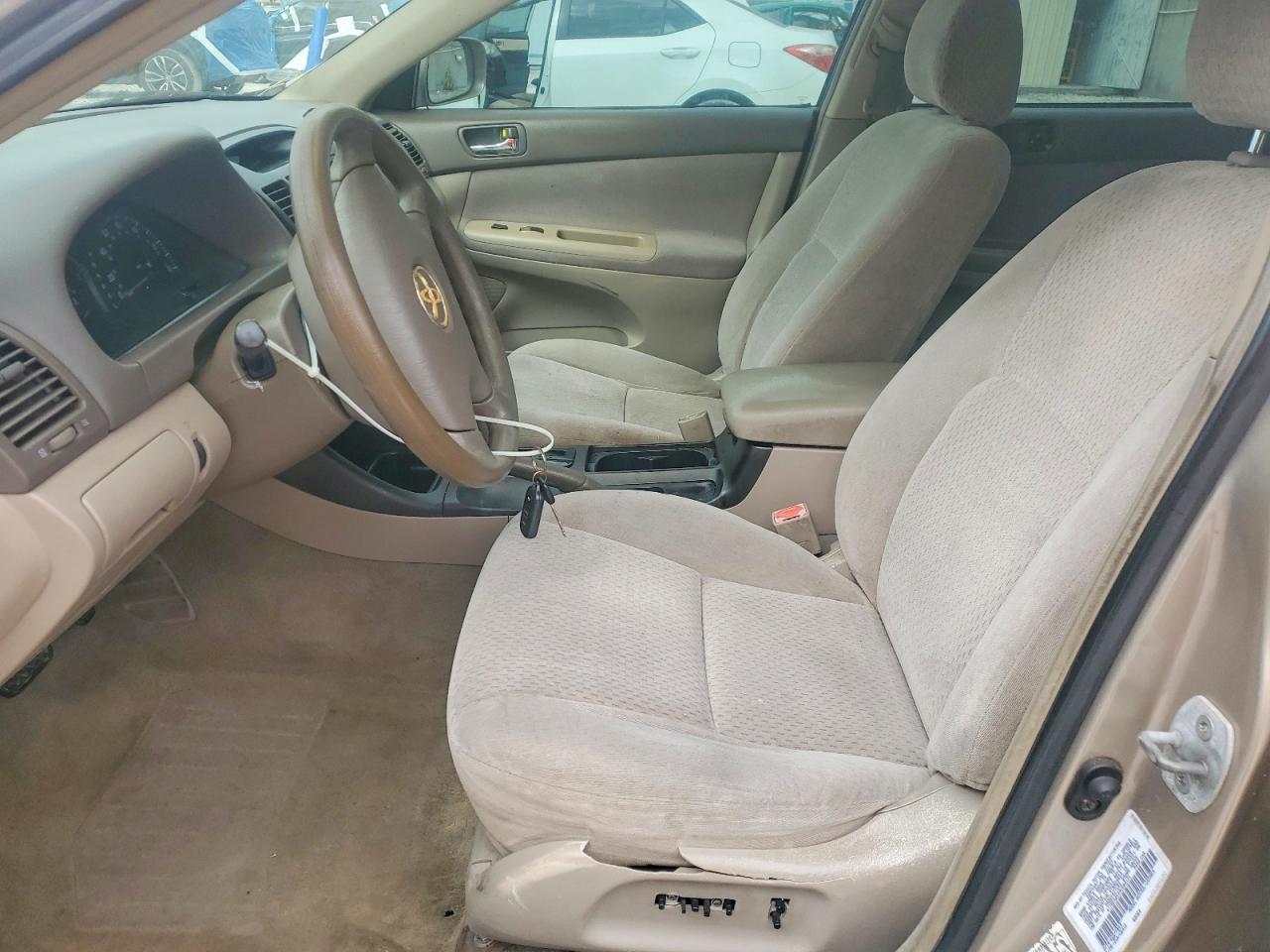2003 TOYOTA CAMRY LE photo 19