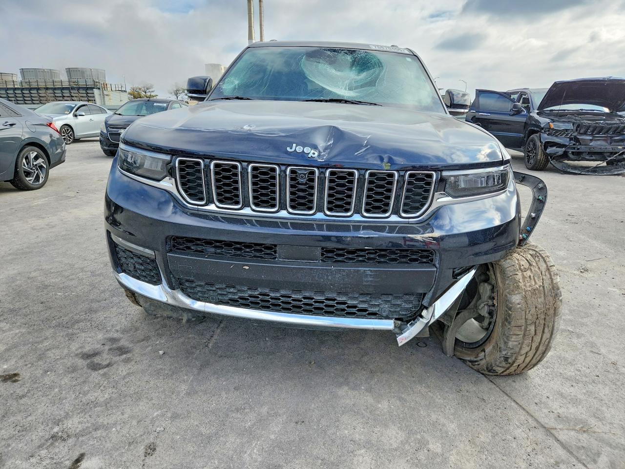 2023 JEEP GRAND CHEROKEE L LIMITED photo 13
