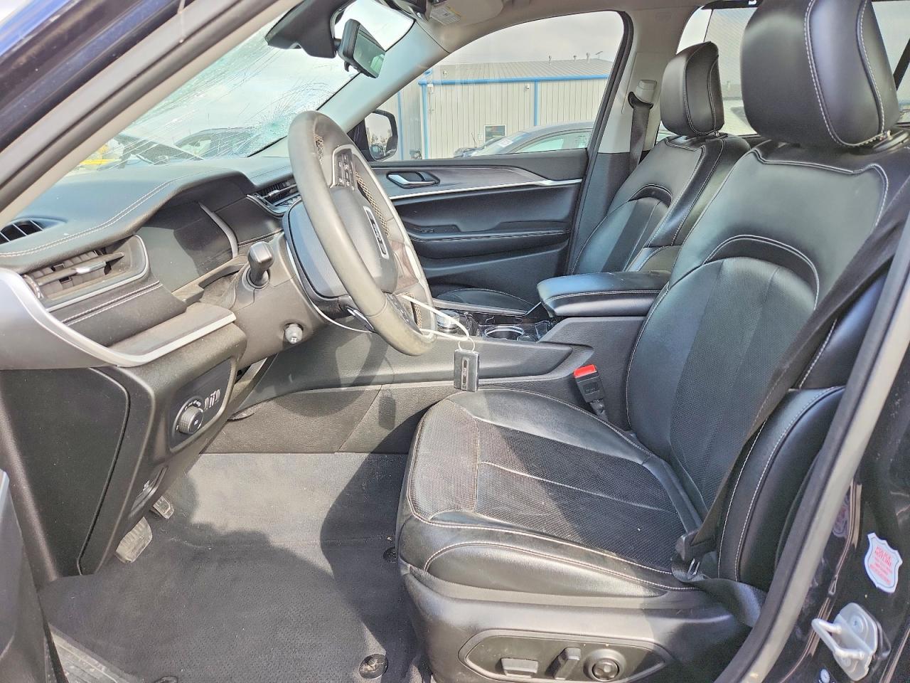 2023 JEEP GRAND CHEROKEE L LIMITED photo 19