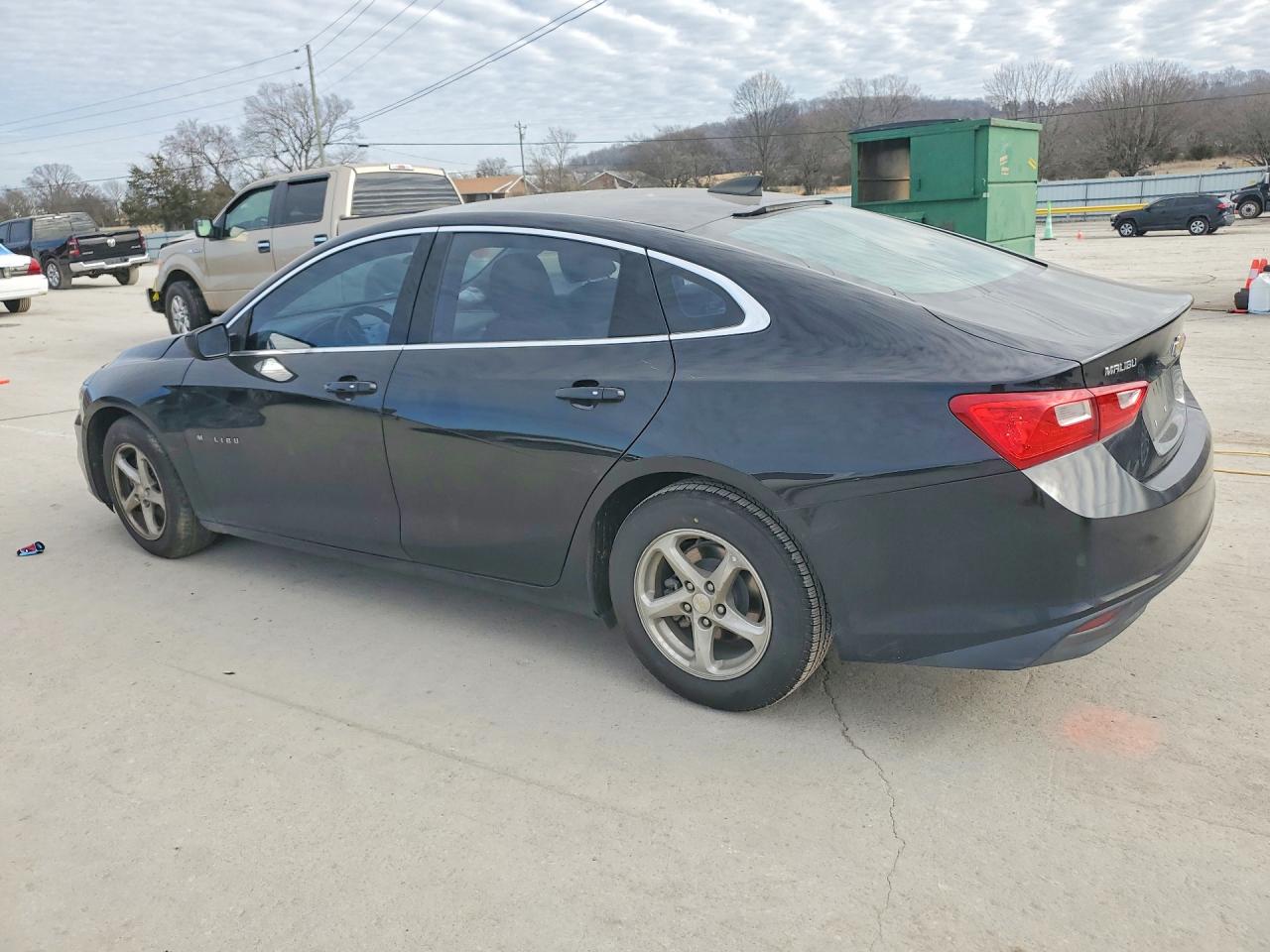 2017 CHEVROLET MALIBU LS photo 2