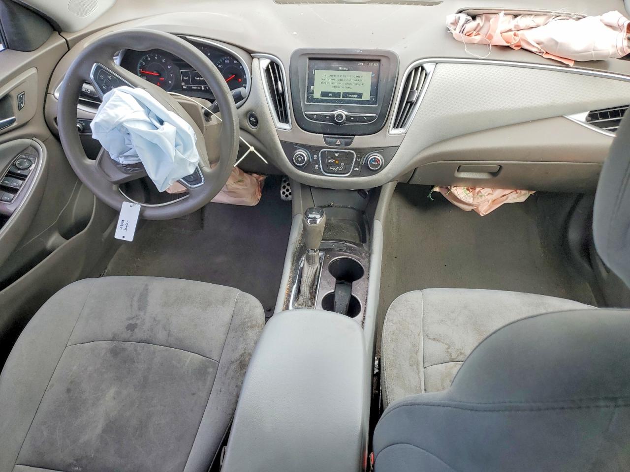 2017 CHEVROLET MALIBU LS photo 8