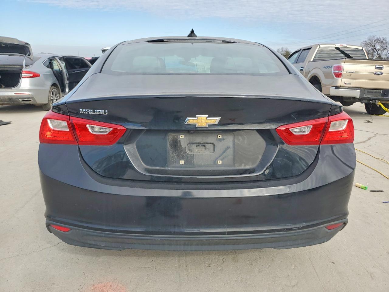 2017 CHEVROLET MALIBU LS photo 6