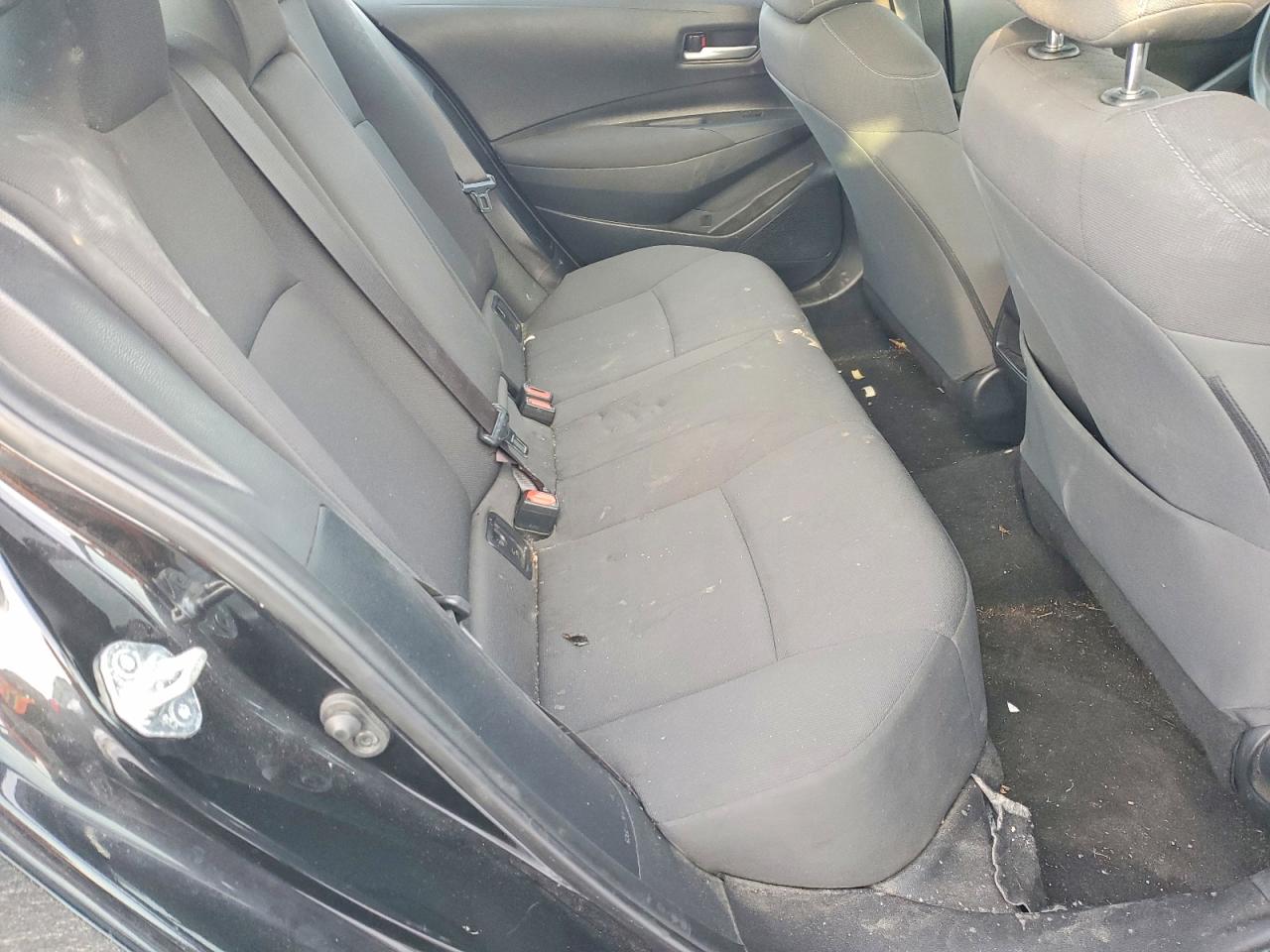 2021 TOYOTA COROLLA LE photo 28