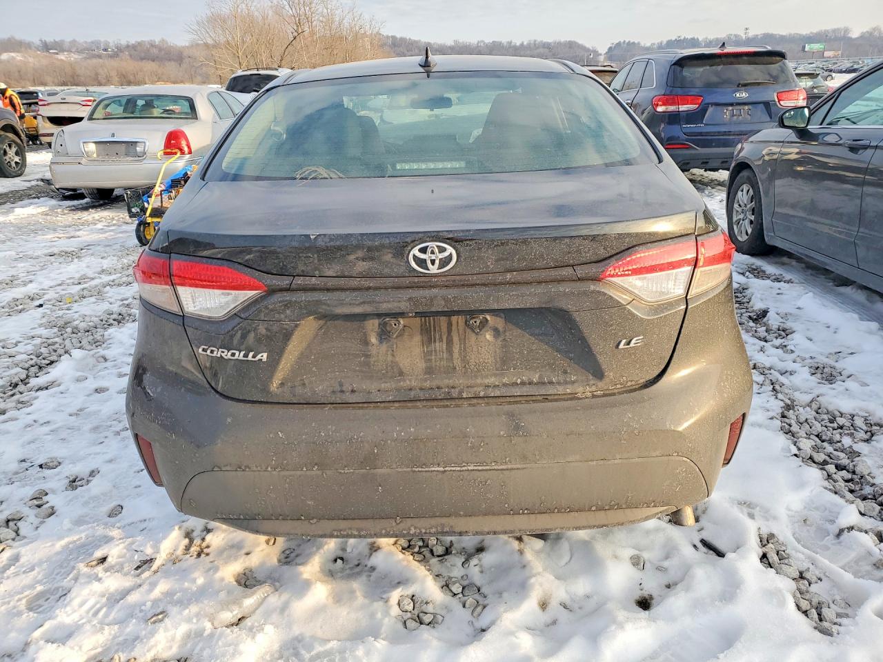 2021 TOYOTA COROLLA LE photo 16