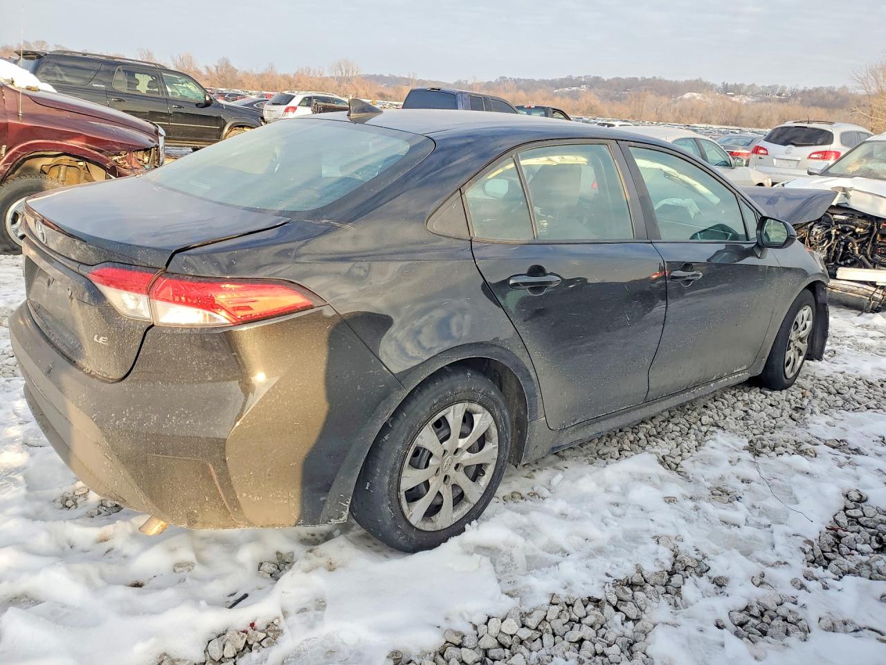 2021 TOYOTA COROLLA LE photo 7