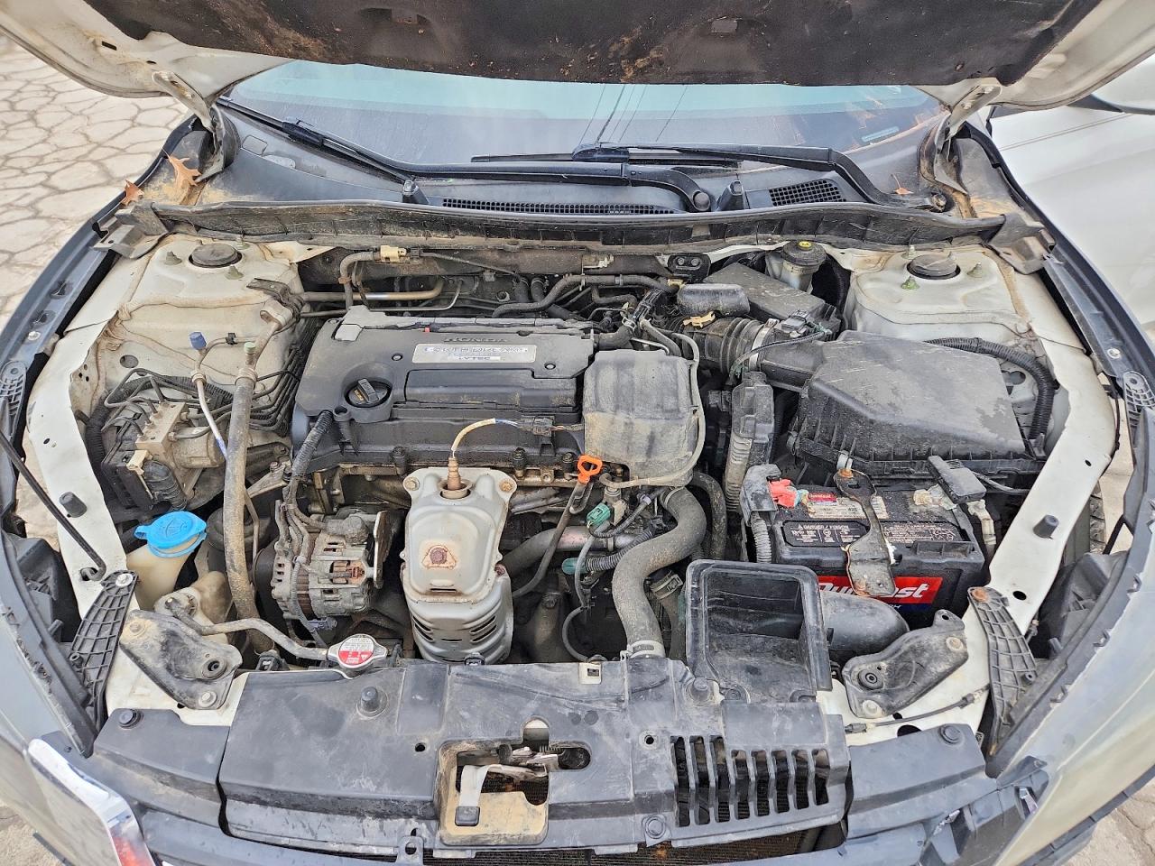 2015 HONDA ACCORD LX photo 31