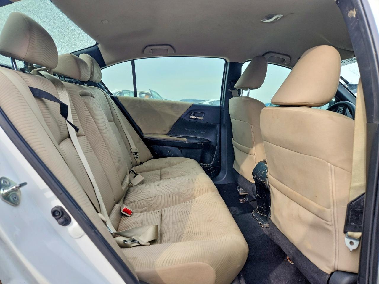 2015 HONDA ACCORD LX photo 28