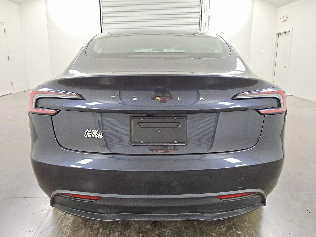 2024 TESLA MODEL 3 photo 11