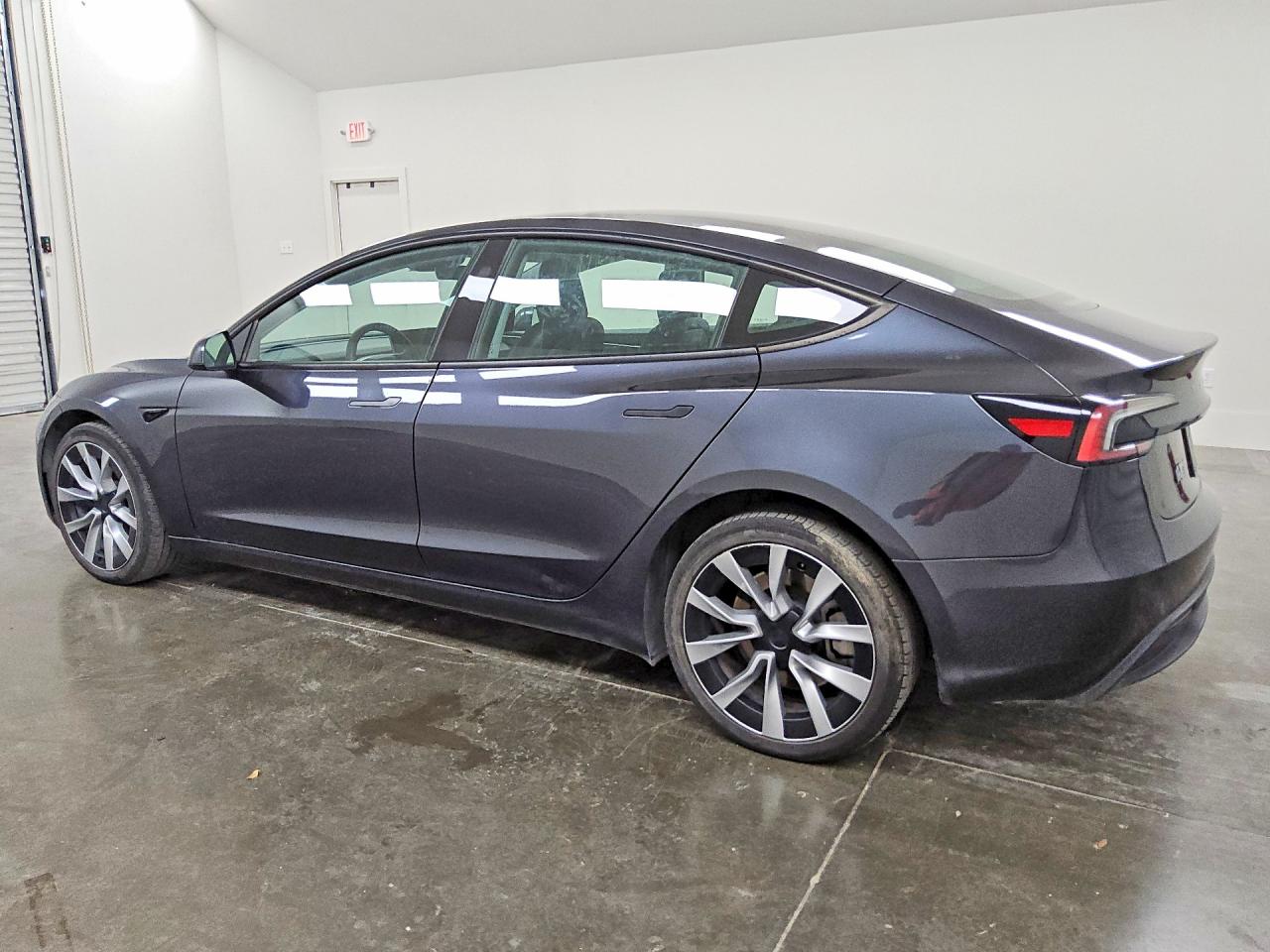 2024 TESLA MODEL 3 photo 3