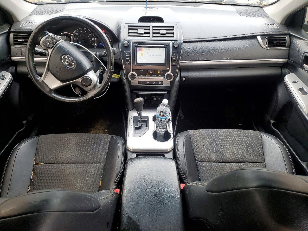 2013 TOYOTA CAMRY photo 8