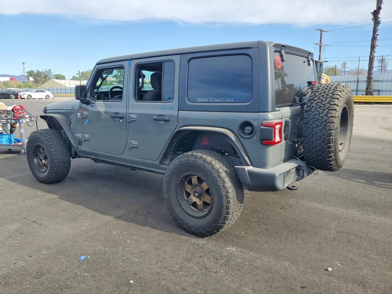 2019 JEEP WRANGLER UNLIMITED SPORT photo 2